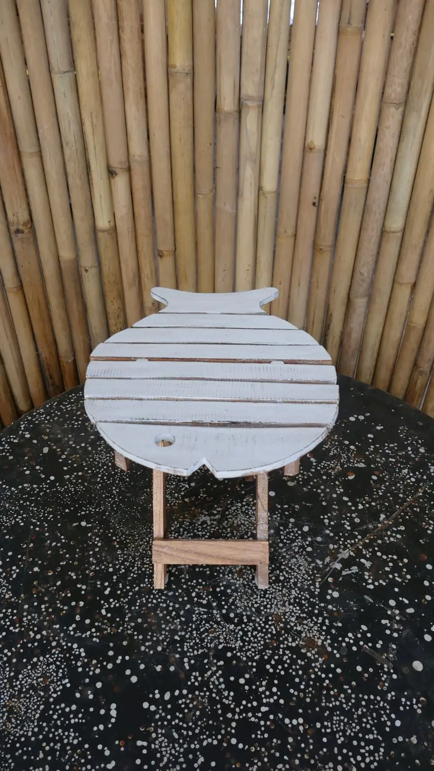  Product image 3 of the product “Folding table in shape of fish, made of wood. 33cm Height. White painted top. ”